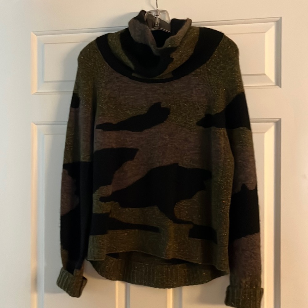 Veronica Beard Multi Color Turtleneck Sweater